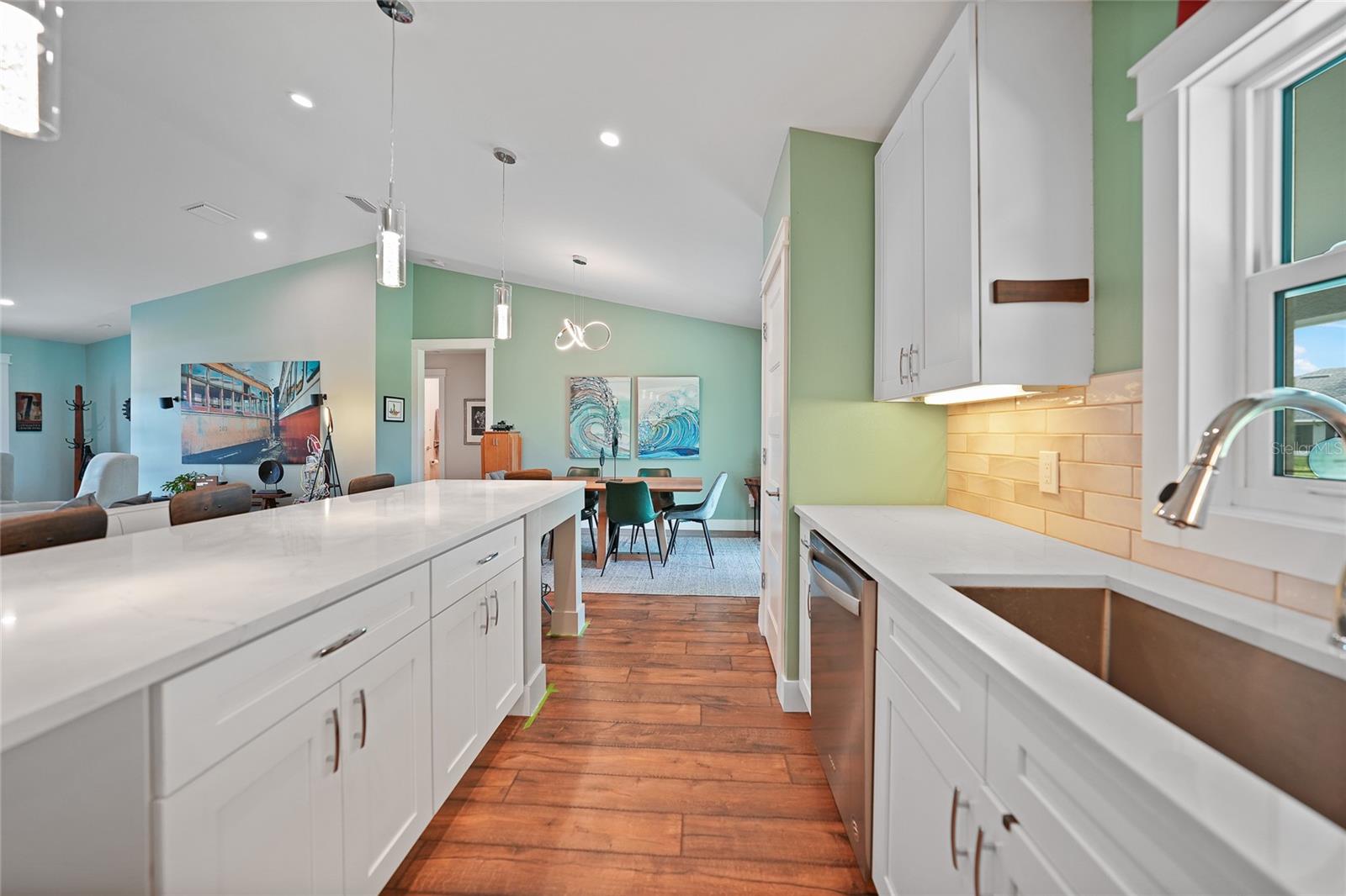 171 MARK TWAIN LN, ROTONDA WEST, FL, 33947