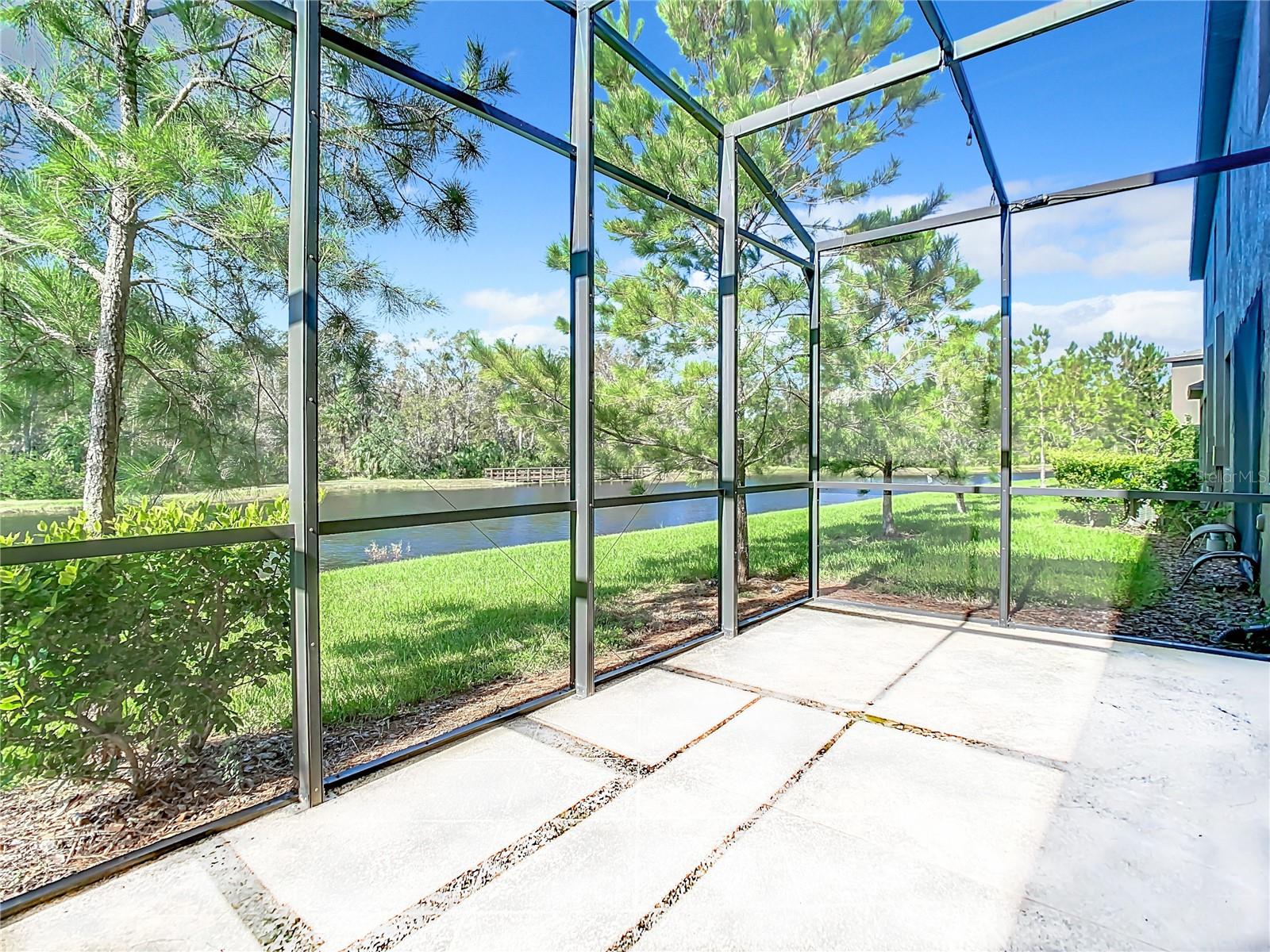 28442 TRANQUIL LAKE CIR, WESLEY CHAPEL, FL, 33543