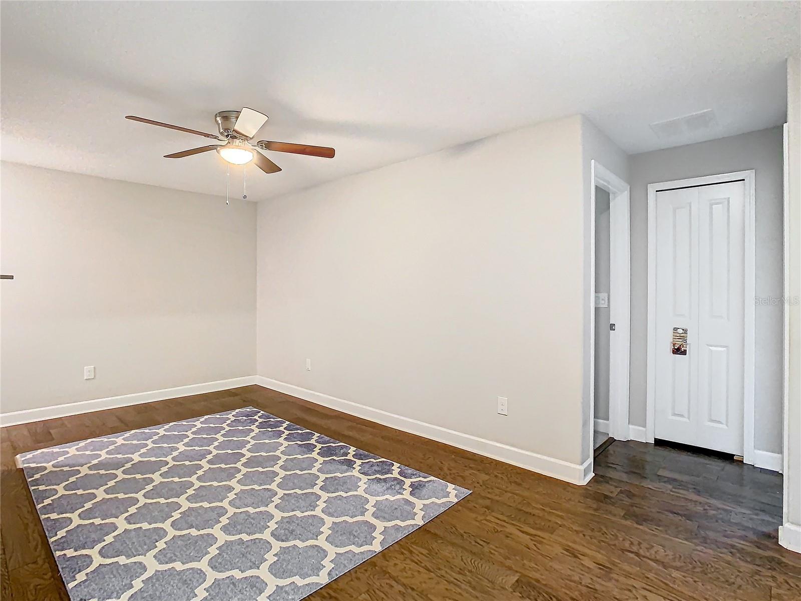 28442 TRANQUIL LAKE CIR, WESLEY CHAPEL, FL, 33543