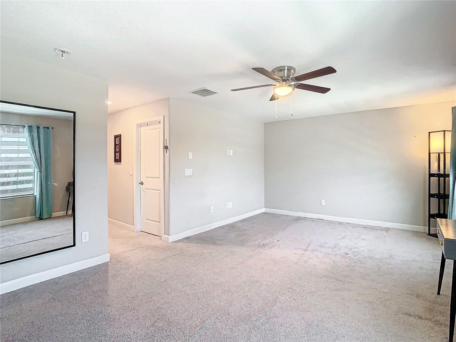 28442 TRANQUIL LAKE CIR, WESLEY CHAPEL, FL, 33543