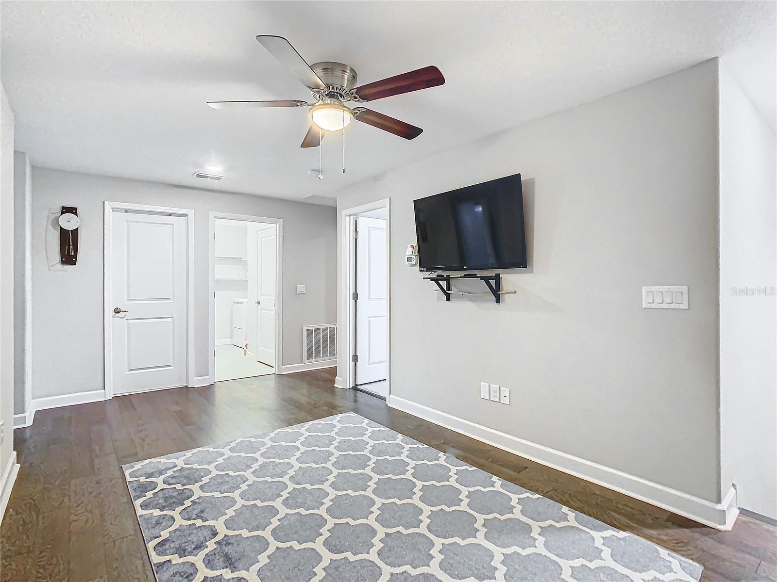 28442 TRANQUIL LAKE CIR, WESLEY CHAPEL, FL, 33543