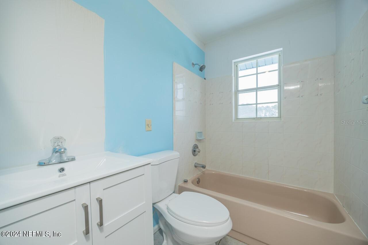 7424 TAPLEY LN, MACCLENNY, FL, 32063