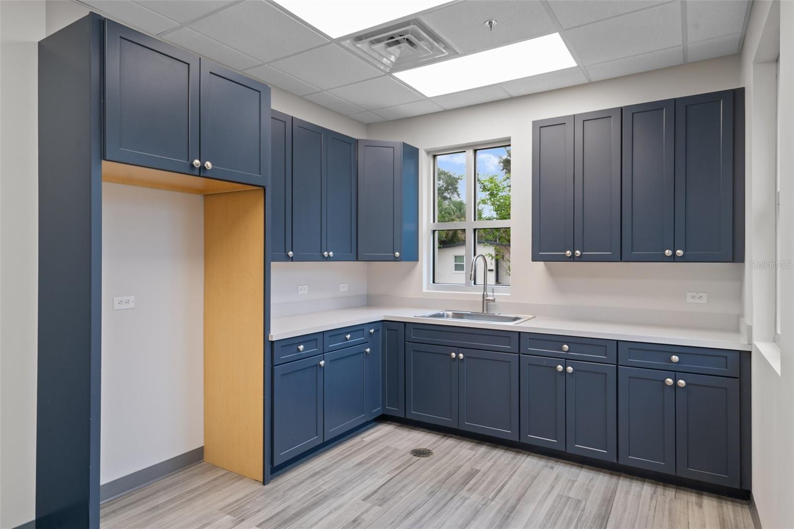 3916 DARMOUTH, TAMPA, FL, 33603