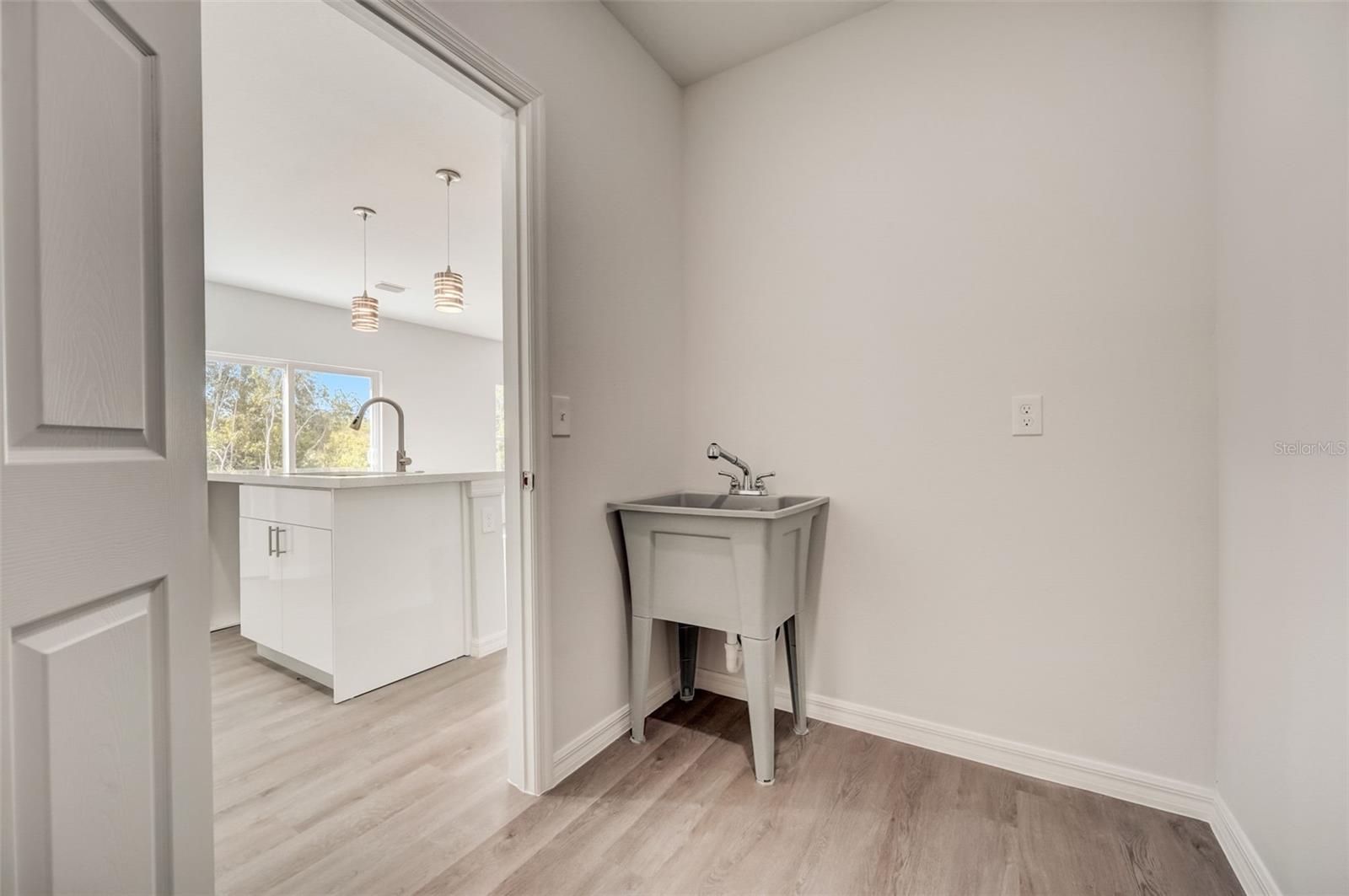 1308 HILLSBOROUGH CT, KISSIMMEE, FL, 34759
