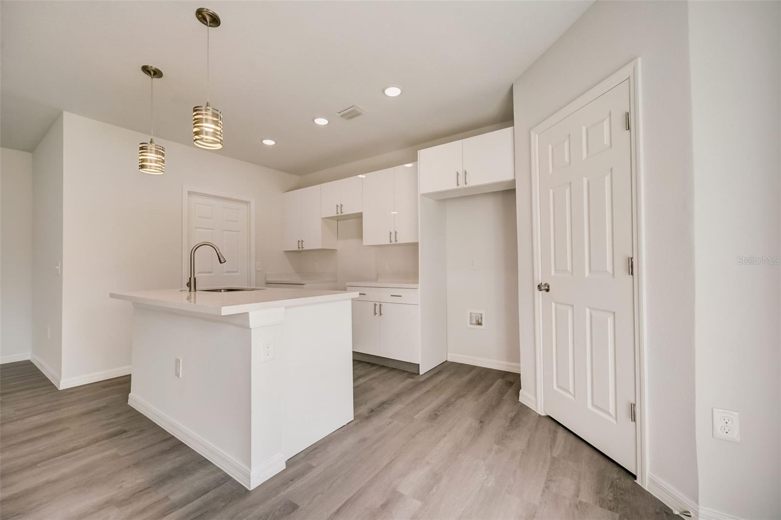1308 HILLSBOROUGH CT, KISSIMMEE, FL, 34759