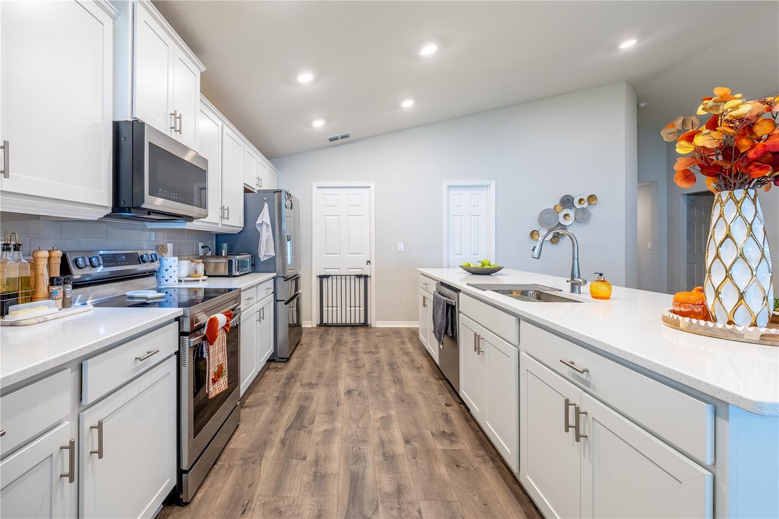 872 SYDNEY ST, DAVENPORT, FL, 33837