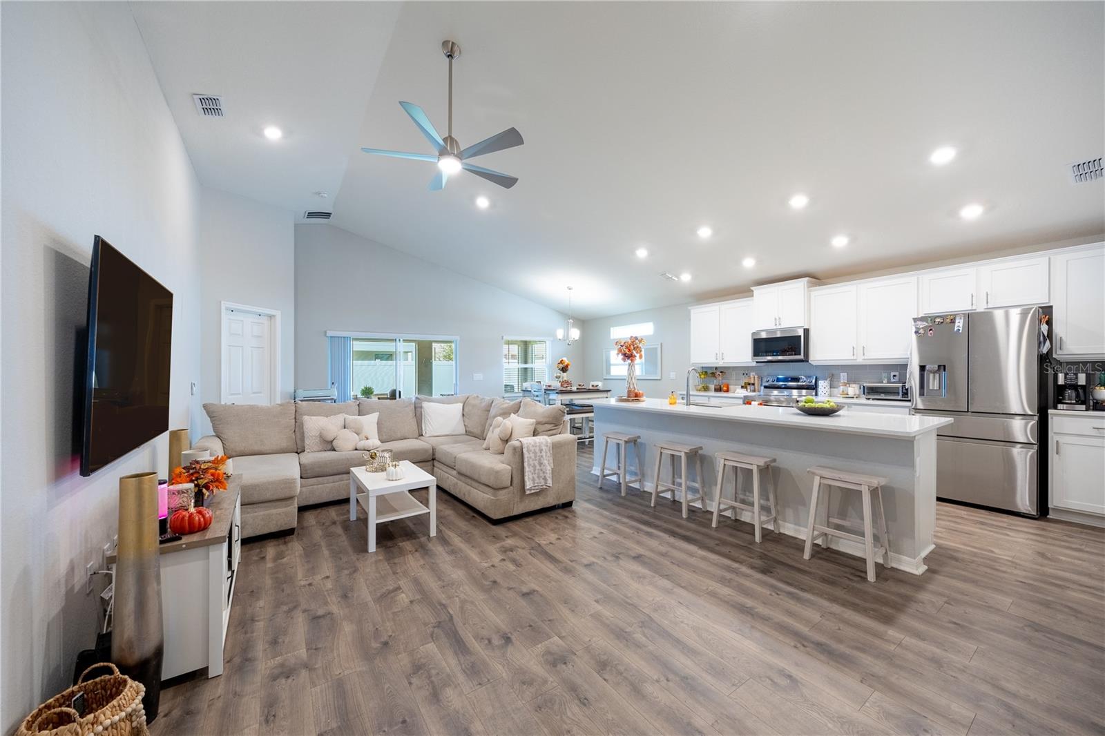 872 SYDNEY ST, DAVENPORT, FL, 33837