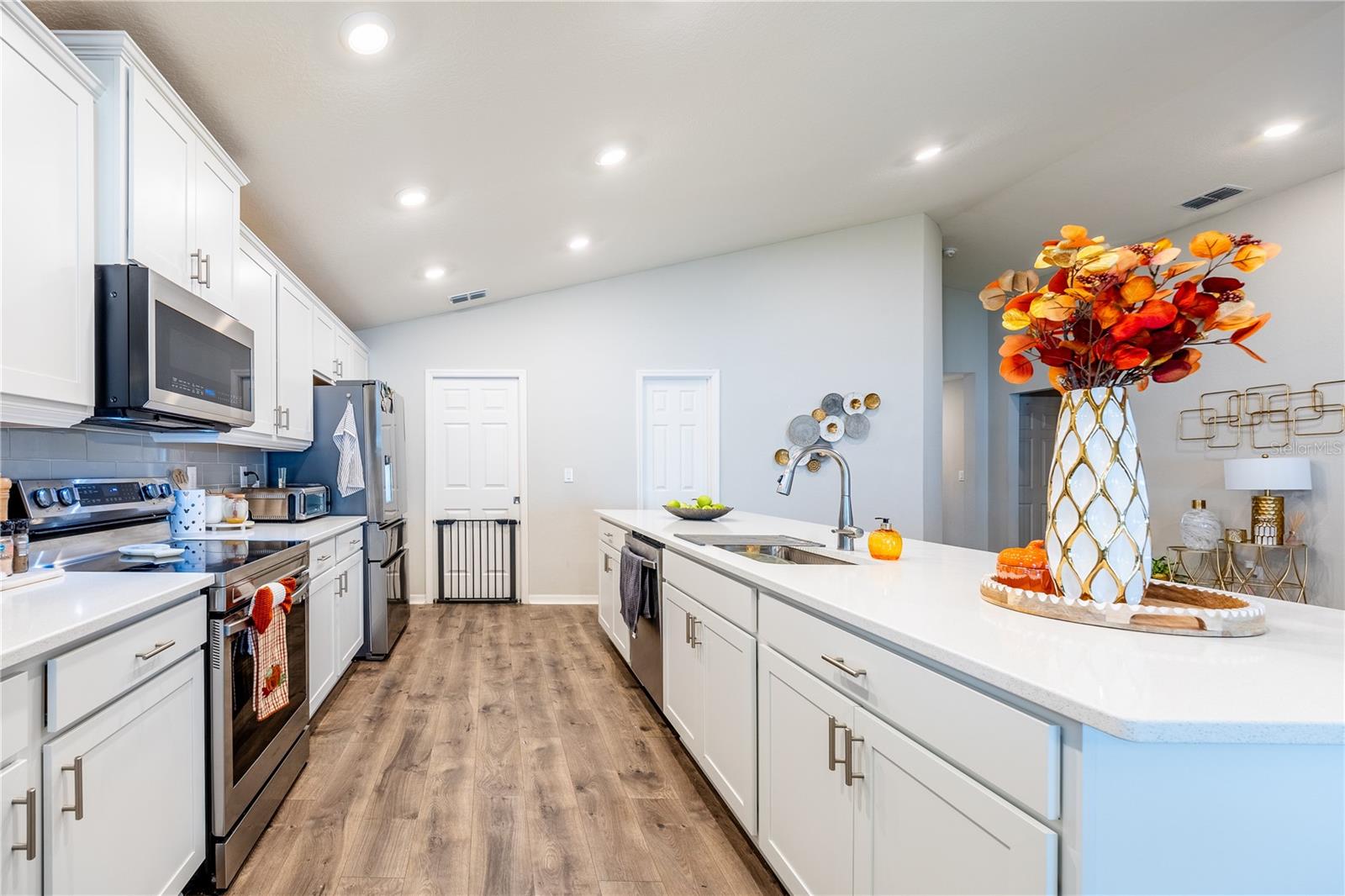 872 SYDNEY ST, DAVENPORT, FL, 33837