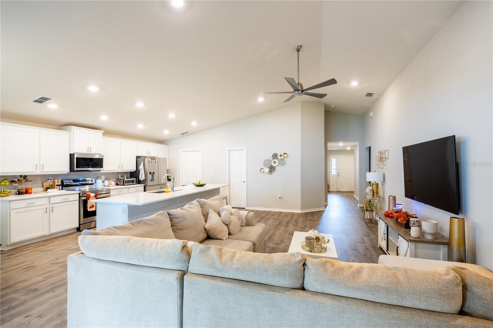 872 SYDNEY ST, DAVENPORT, FL, 33837