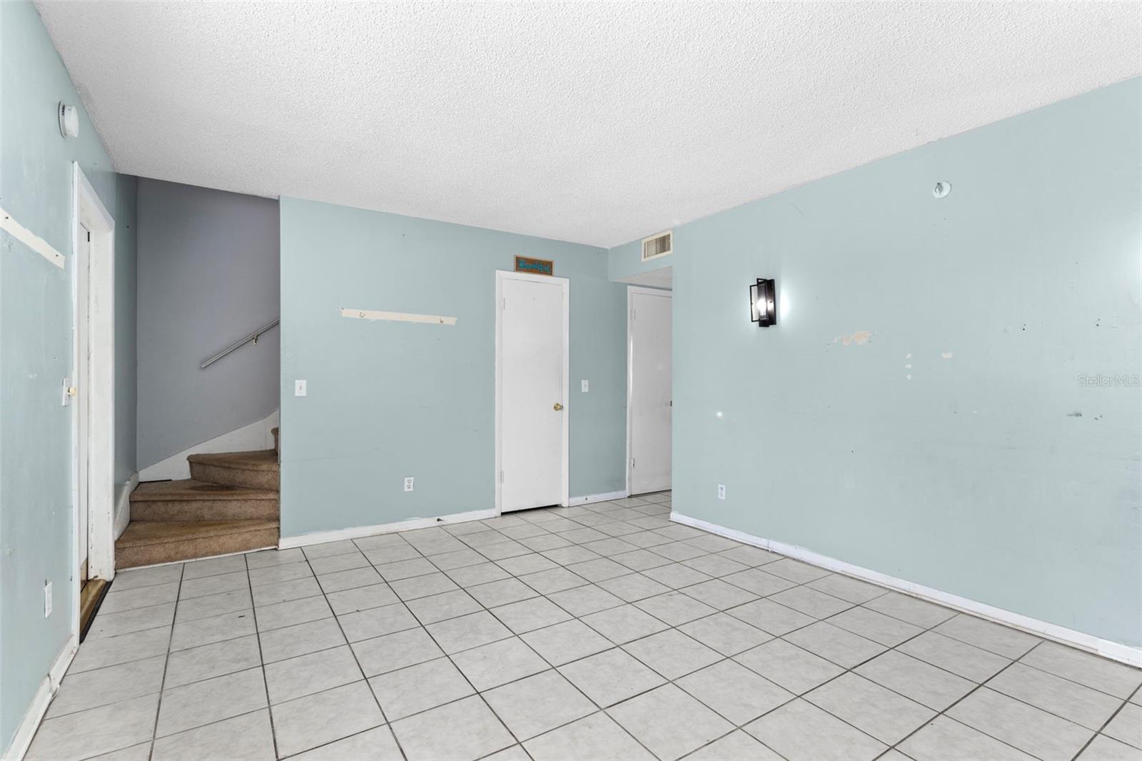 5675 CHARLESTON ST #58, ORLANDO, FL, 32807