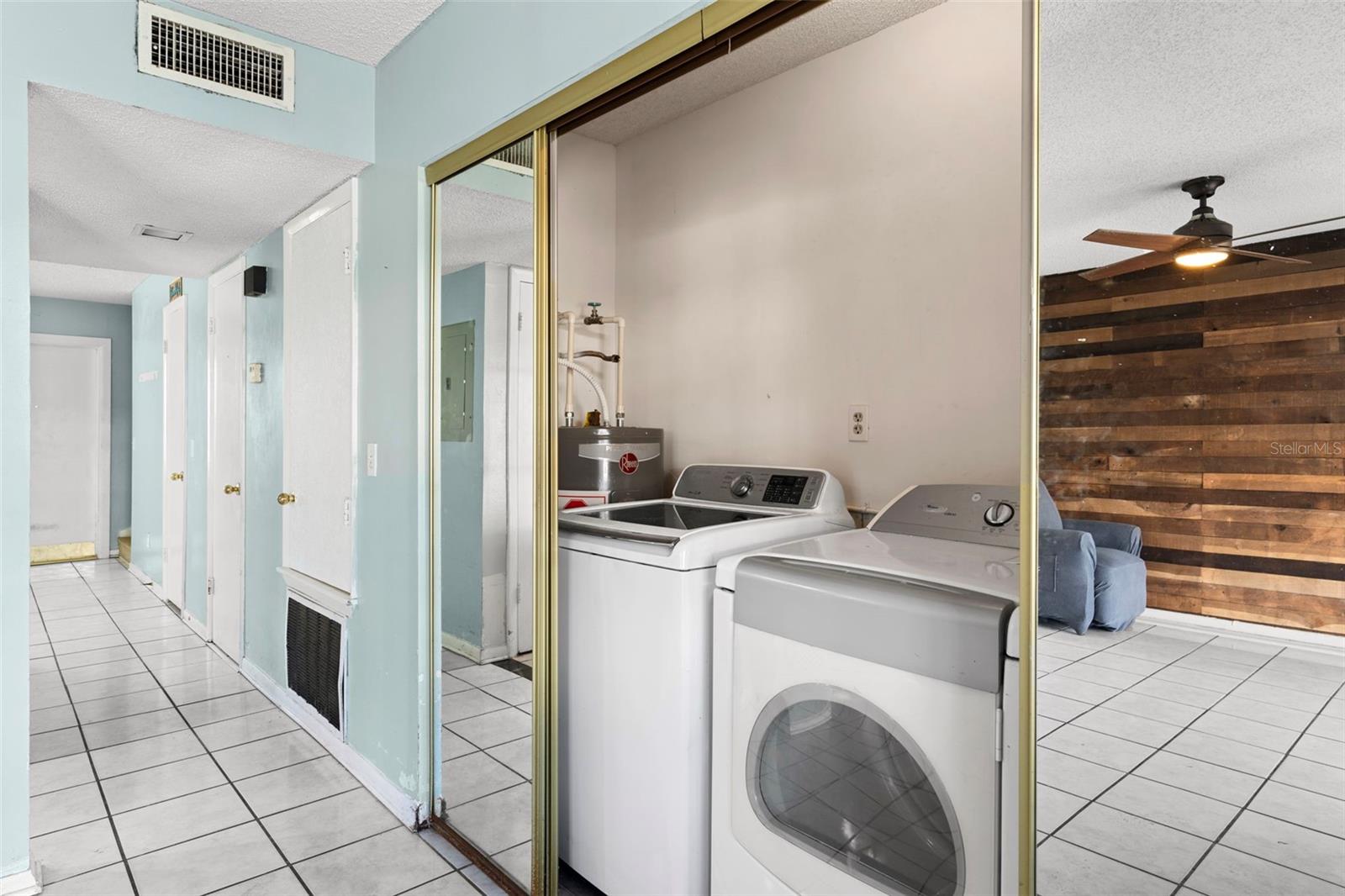 5675 CHARLESTON ST #58, ORLANDO, FL, 32807