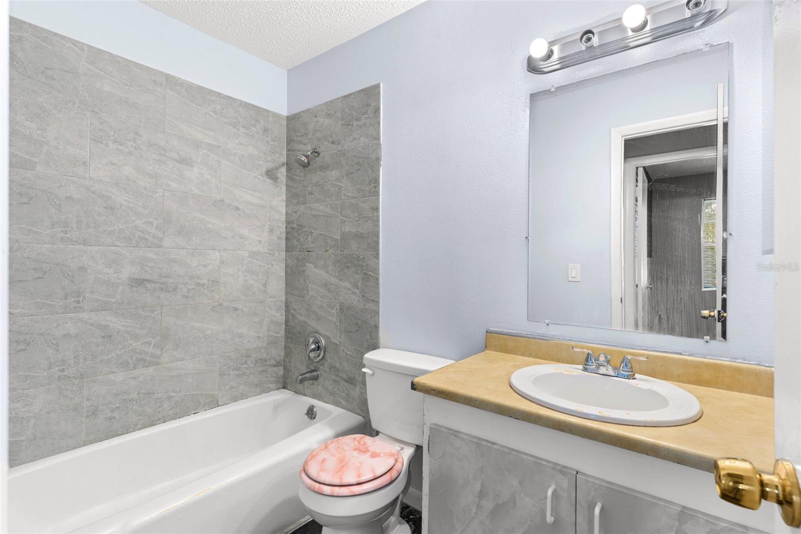 5675 CHARLESTON ST #58, ORLANDO, FL, 32807