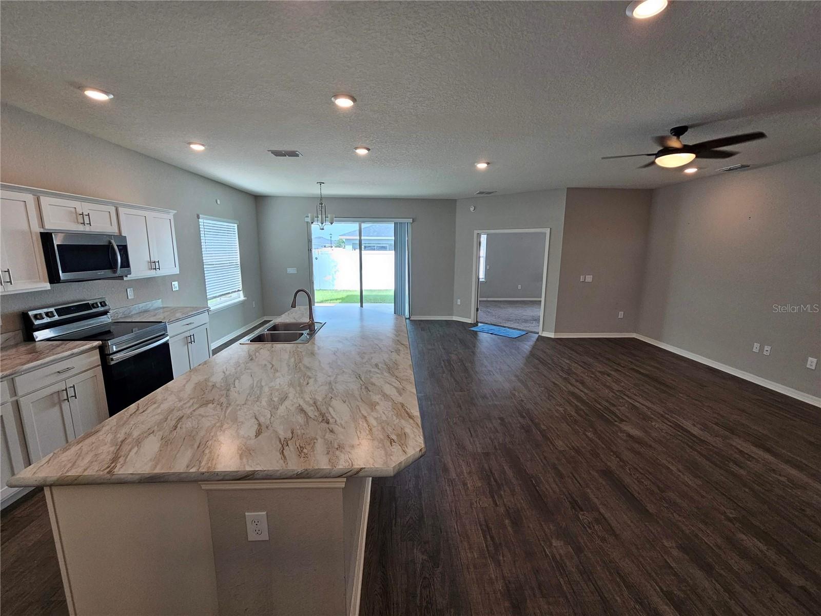991 FIRST DR, EAGLE LAKE, FL, 33839