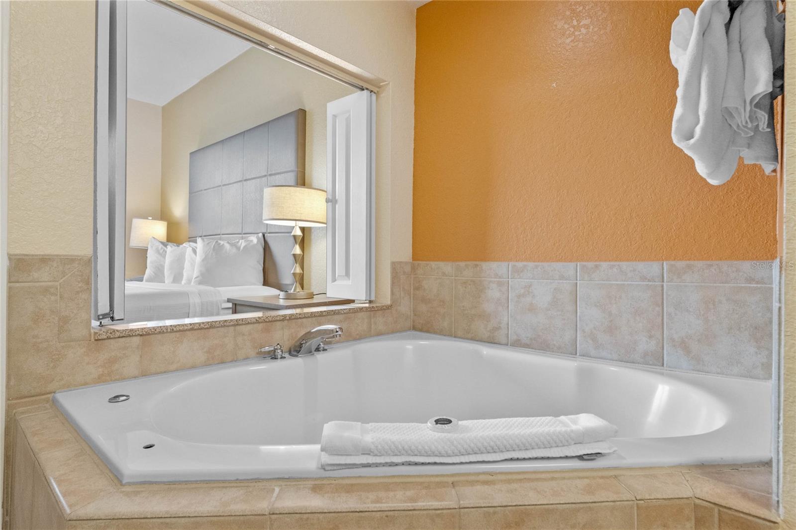 12556 FLORIDAYS RESORT DR #207-A, ORLANDO, FL, 32821