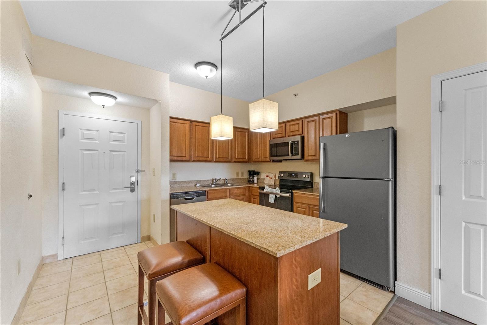 12556 FLORIDAYS RESORT DR #207-A, ORLANDO, FL, 32821