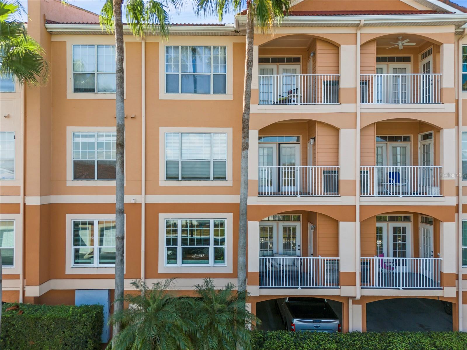 5000 CULBREATH KEY WAY #8-120, TAMPA, FL, 33611