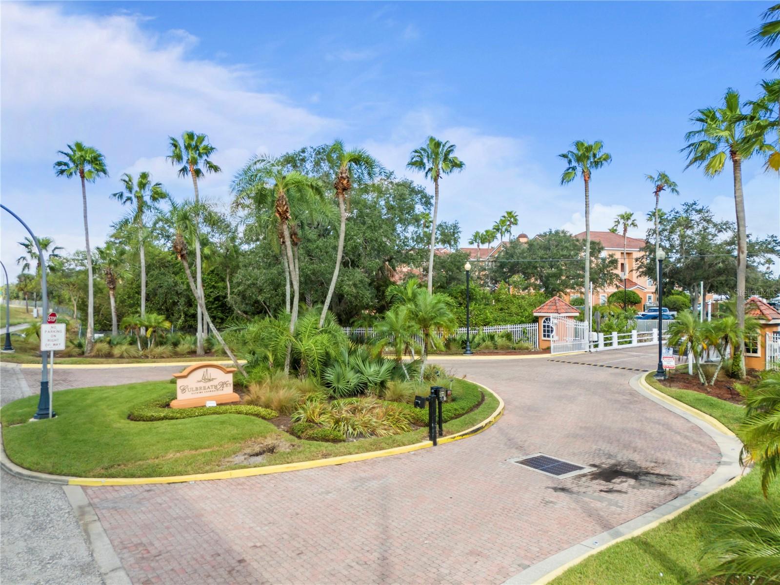 5000 CULBREATH KEY WAY #8-120, TAMPA, FL, 33611