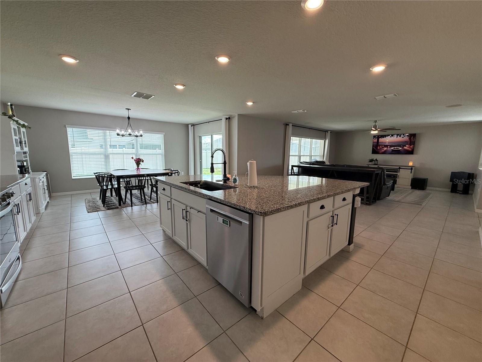 2346 UPLAND LN, APOPKA, FL, 32712