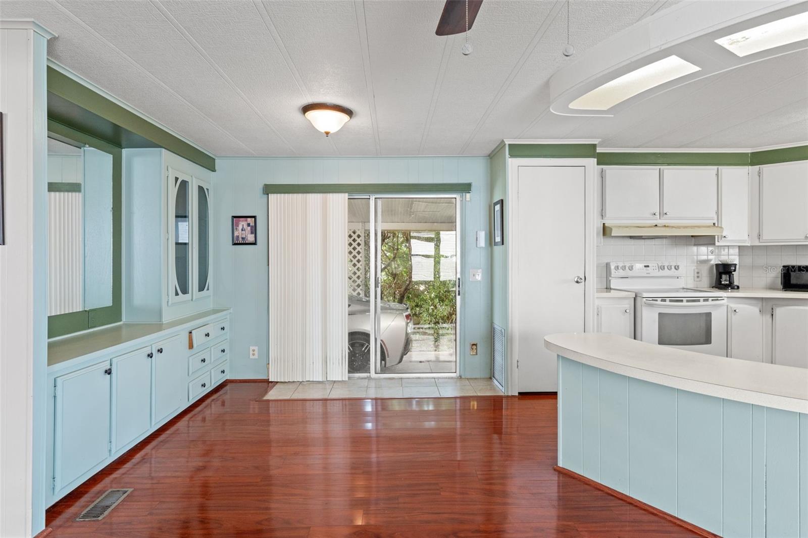 2015 WATERVIEW DR, HOLIDAY, FL, 34691