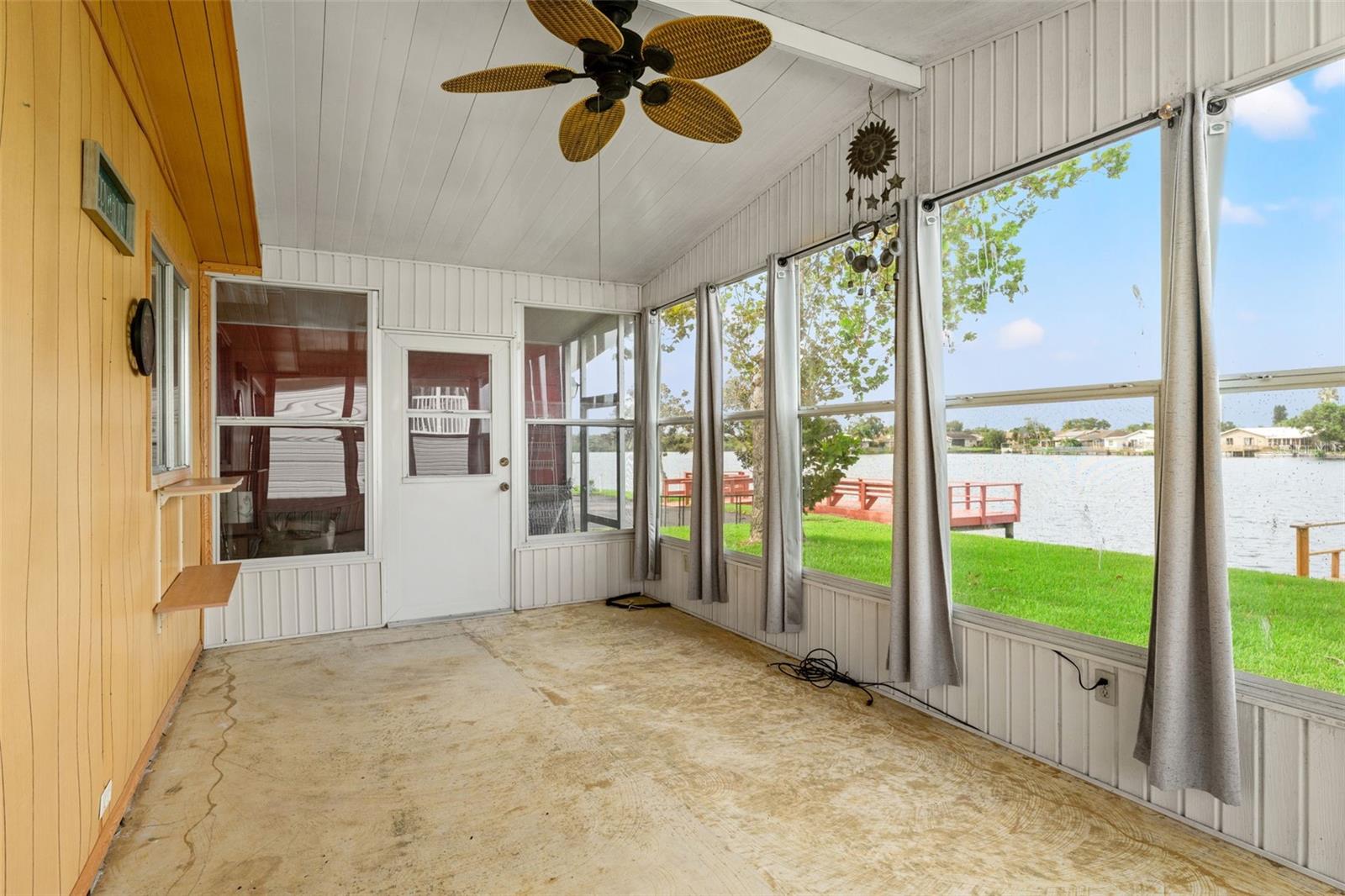 2015 WATERVIEW DR, HOLIDAY, FL, 34691