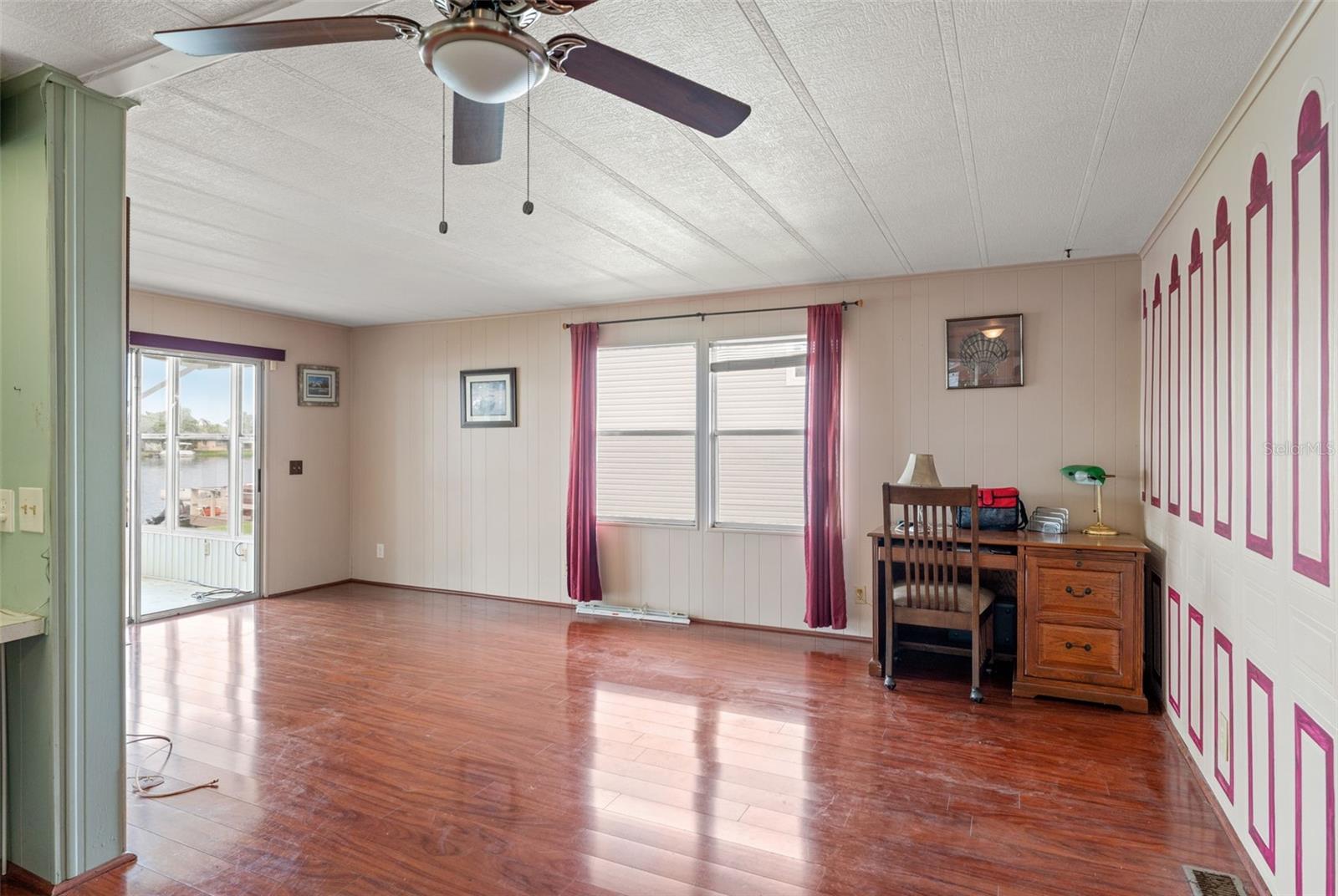 2015 WATERVIEW DR, HOLIDAY, FL, 34691