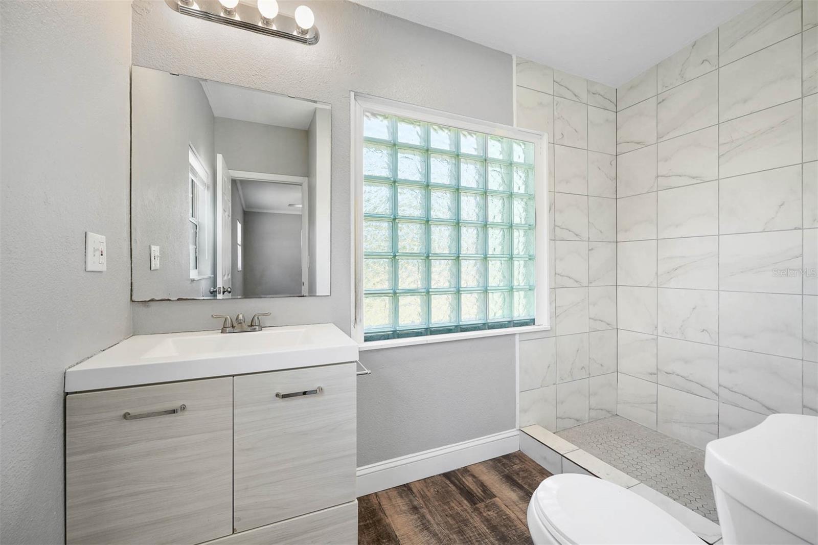 2420 BARKSDALE DR, ORLANDO, FL, 32822