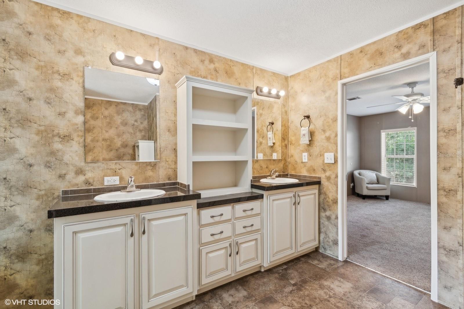 14221 SW 143RD ST, ARCHER, FL, 32618