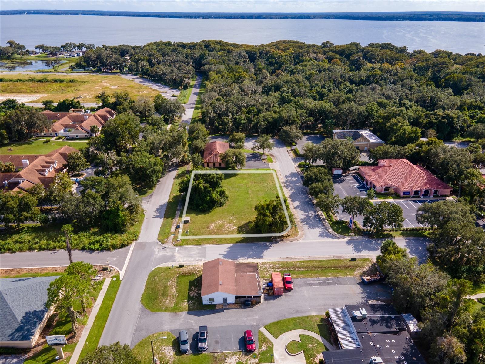 700 PHYSICIANS CT, LEESBURG, FL, 34748