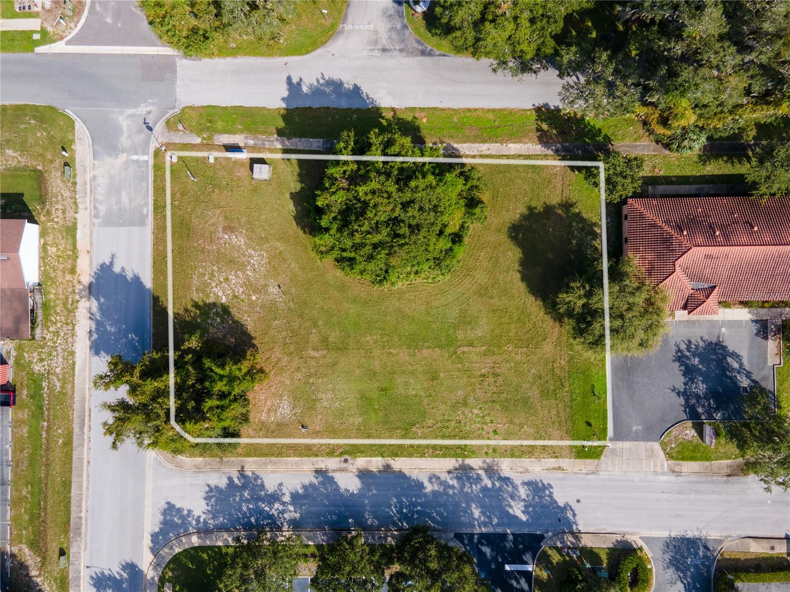 700 PHYSICIANS CT, LEESBURG, FL, 34748