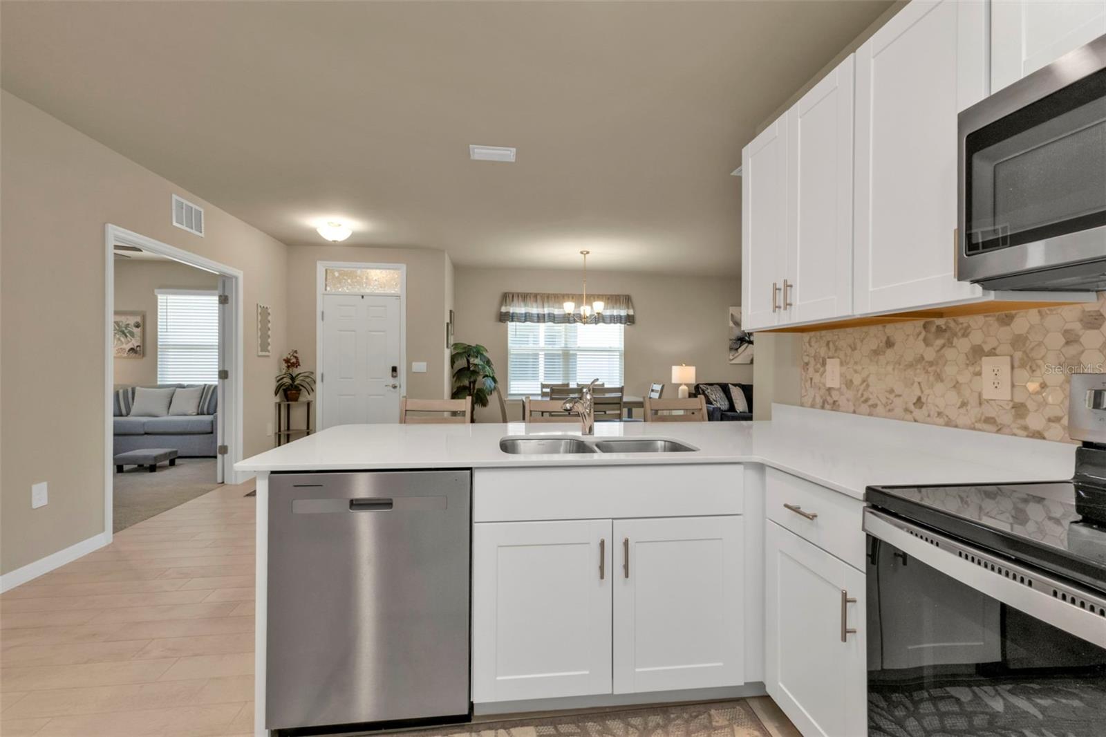 1530 LAUREL BROOK LN, PORT CHARLOTTE, FL, 33953