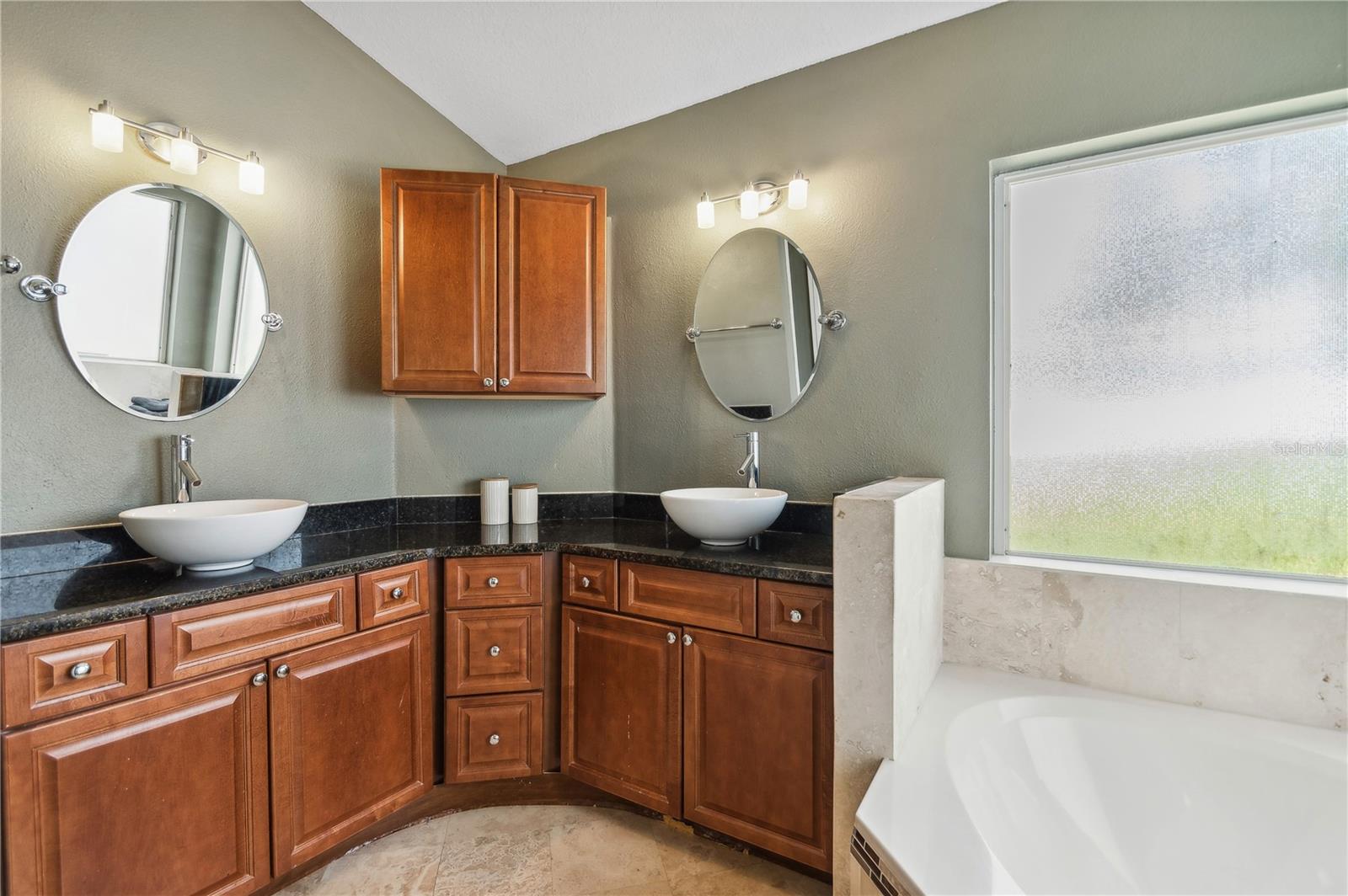 808 OXFORD DR, DAVENPORT, FL, 33897