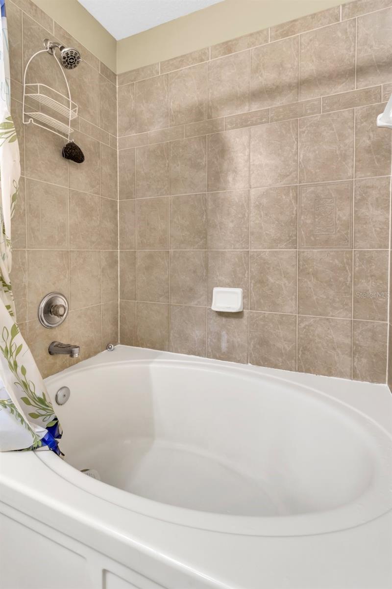 5333 RIVER ROCK RD, LAKELAND, FL, 33809