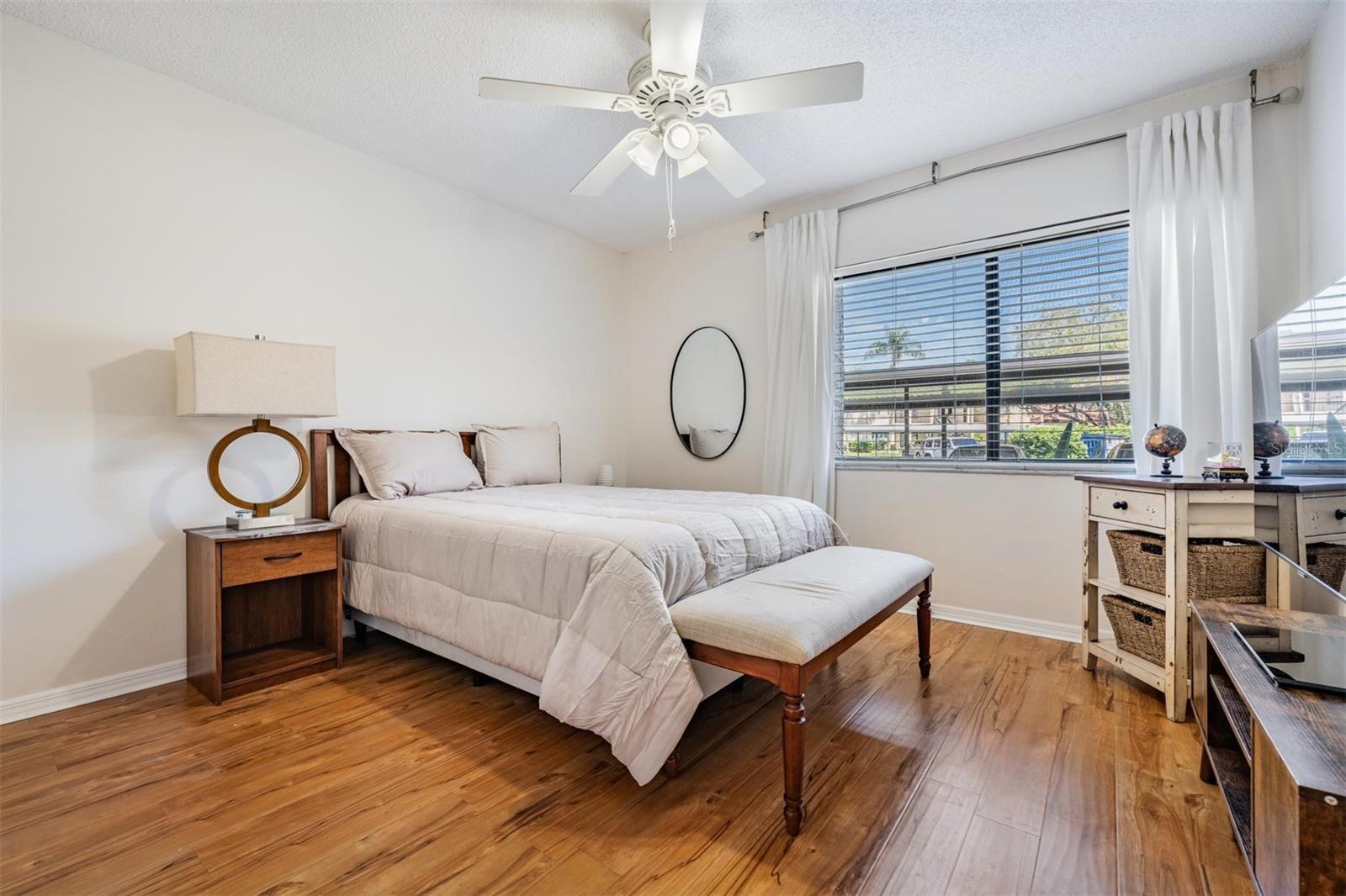 1801 E LAKE RD #4B, PALM HARBOR, FL, 34685