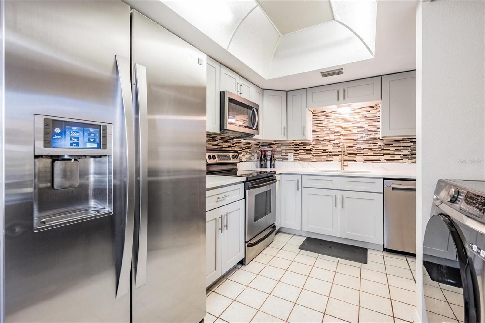 1801 E LAKE RD #4B, PALM HARBOR, FL, 34685