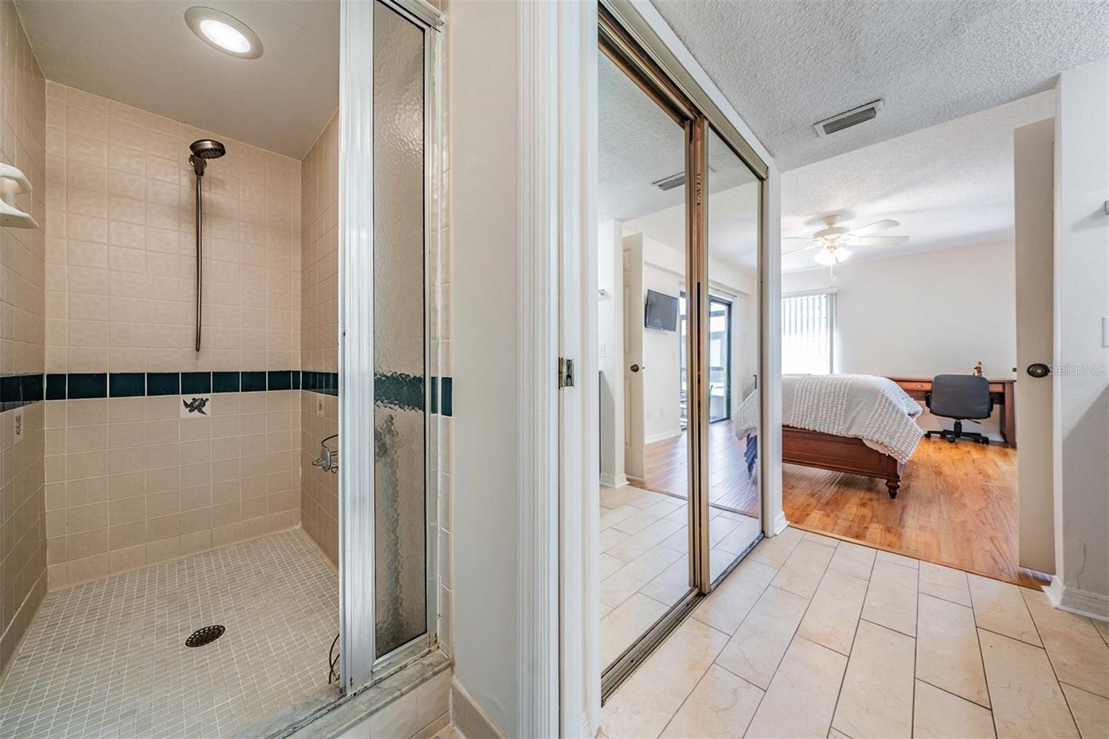 1801 E LAKE RD #4B, PALM HARBOR, FL, 34685