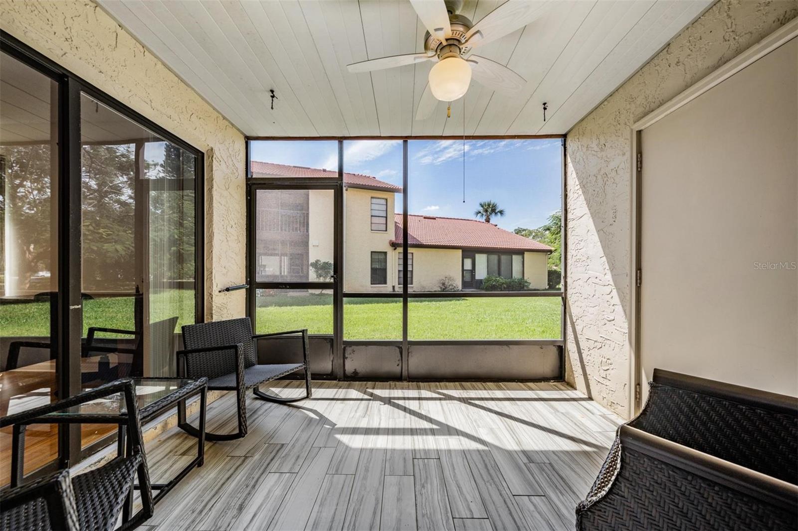 1801 E LAKE RD #4B, PALM HARBOR, FL, 34685