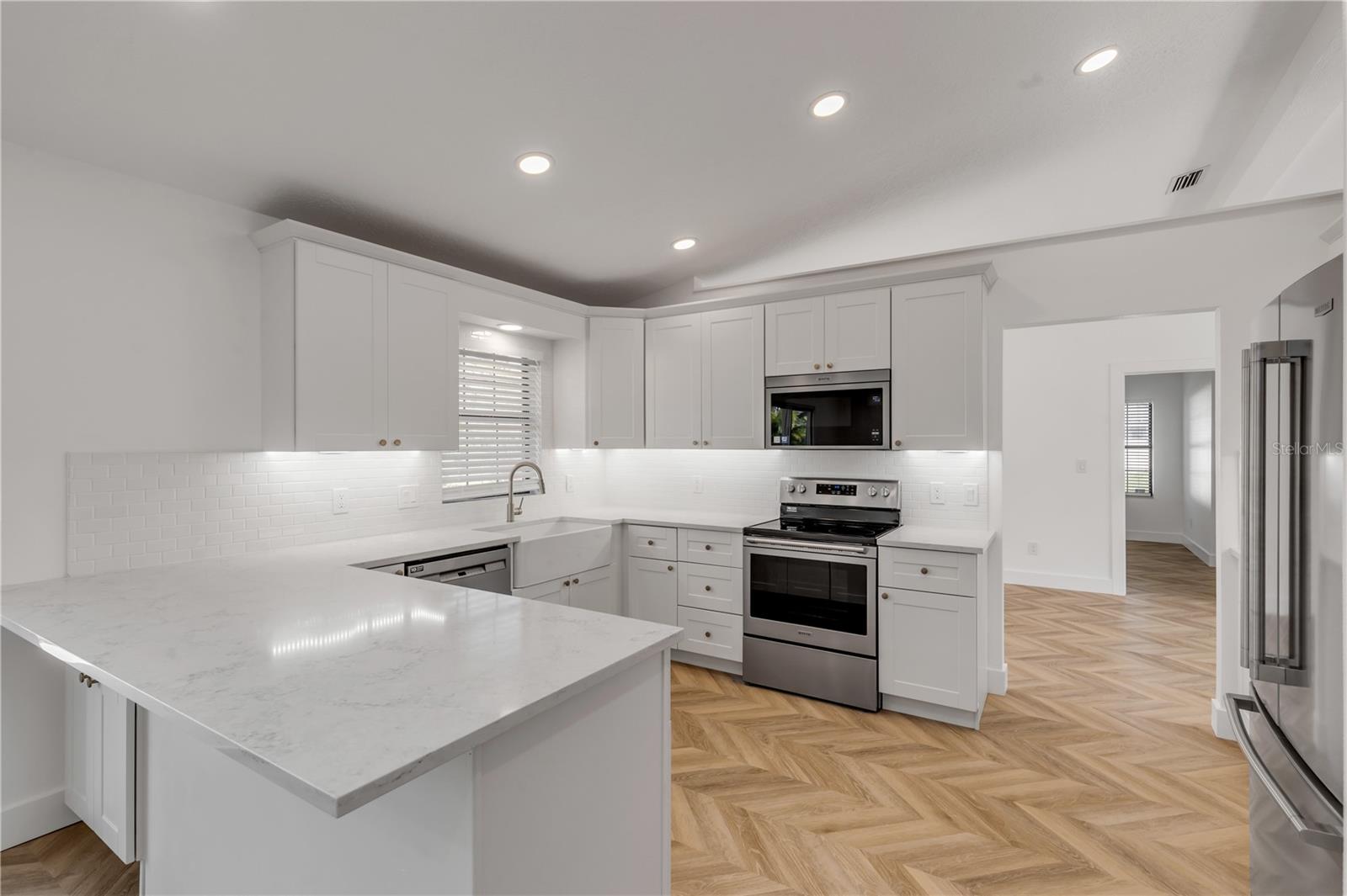 1217 WAYNE AVE, NEW SMYRNA BEACH, FL, 32168