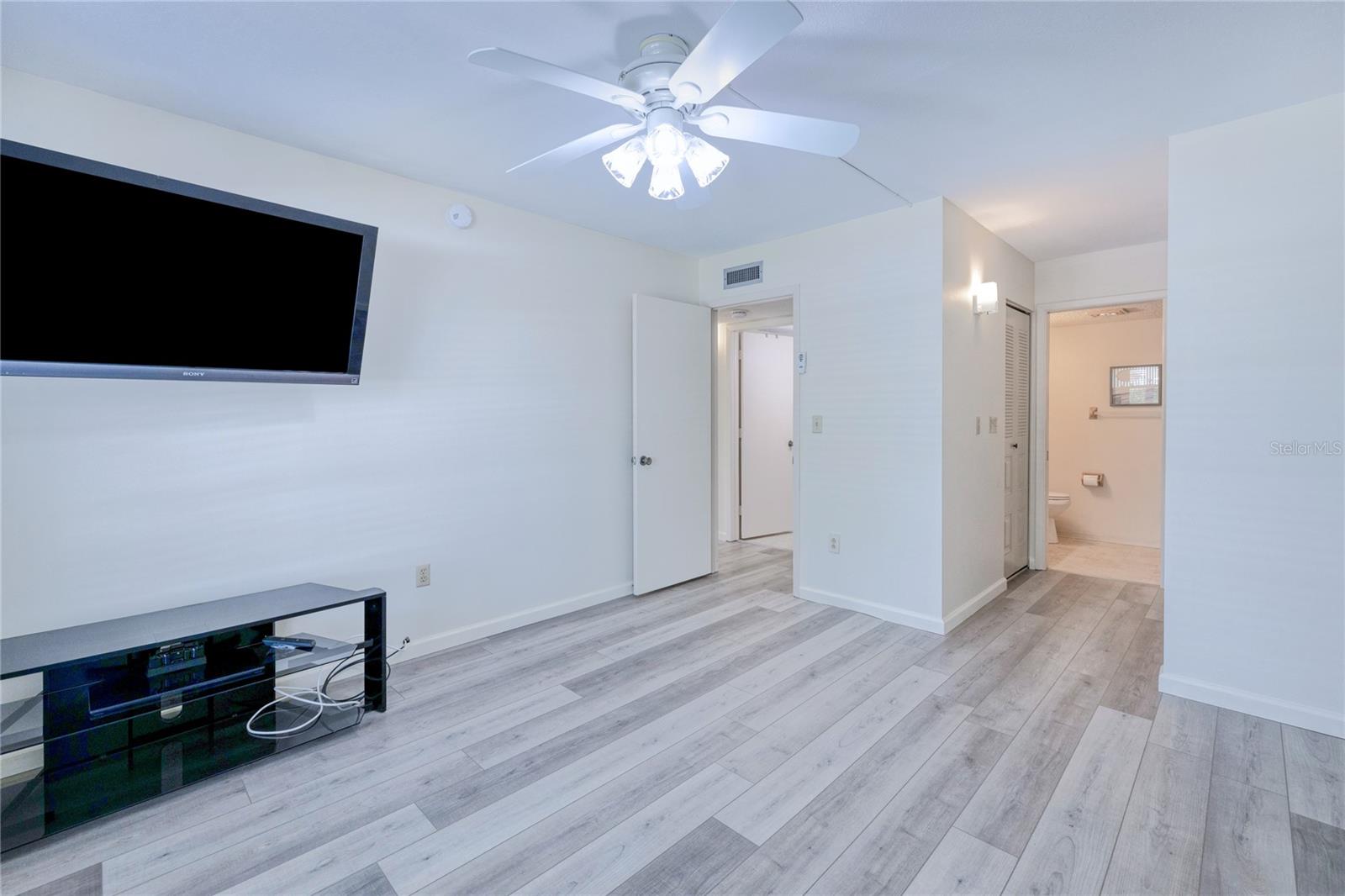 21260 BRINSON AVE #211, PORT CHARLOTTE, FL, 33952