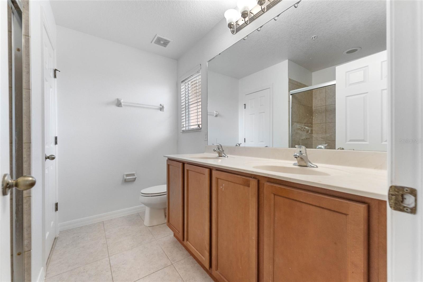 7916 EDGEWOOD FOREST DR, ORLANDO, FL, 32827