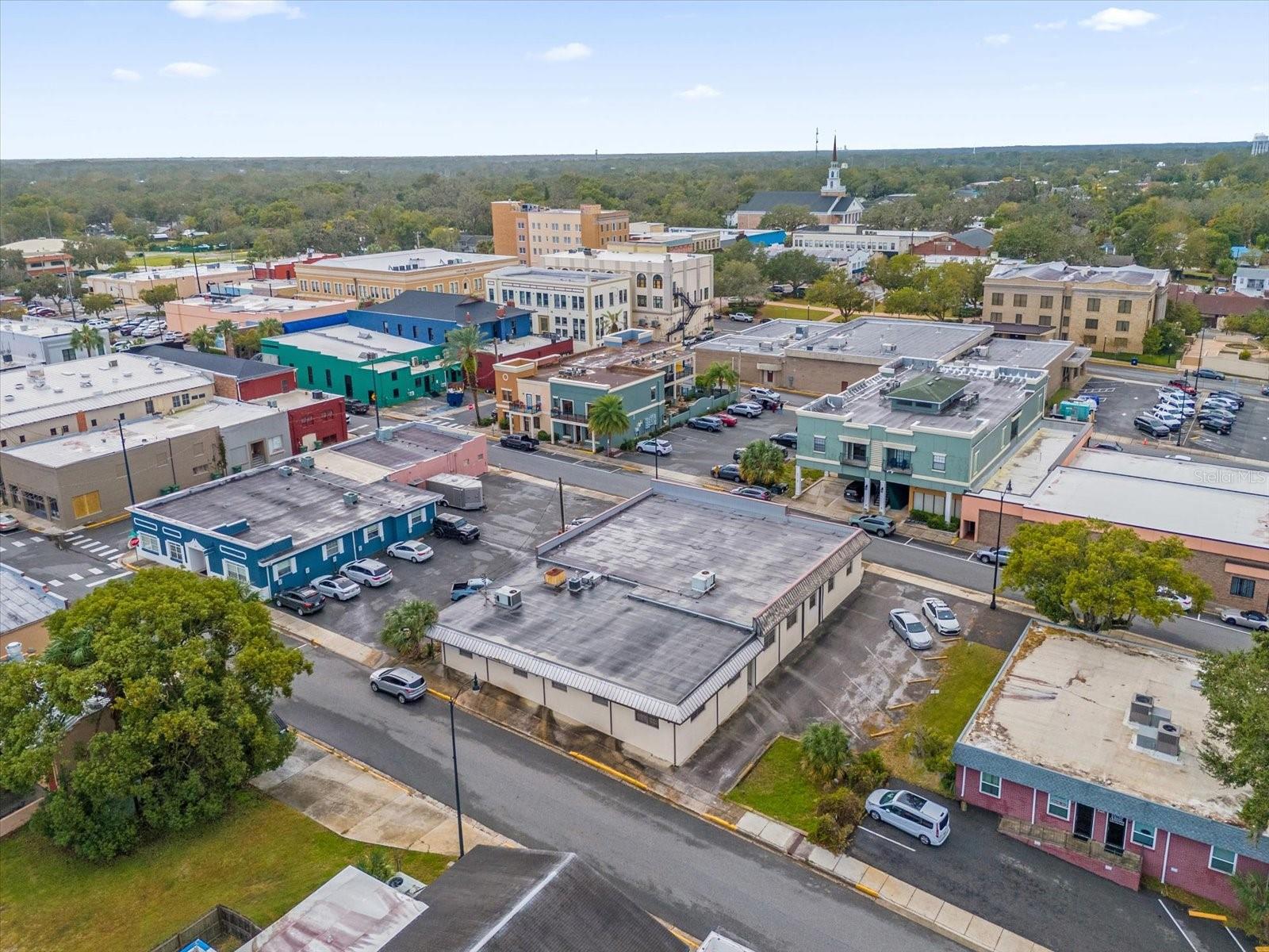 206 N 3RD ST, LEESBURG, FL, 34748