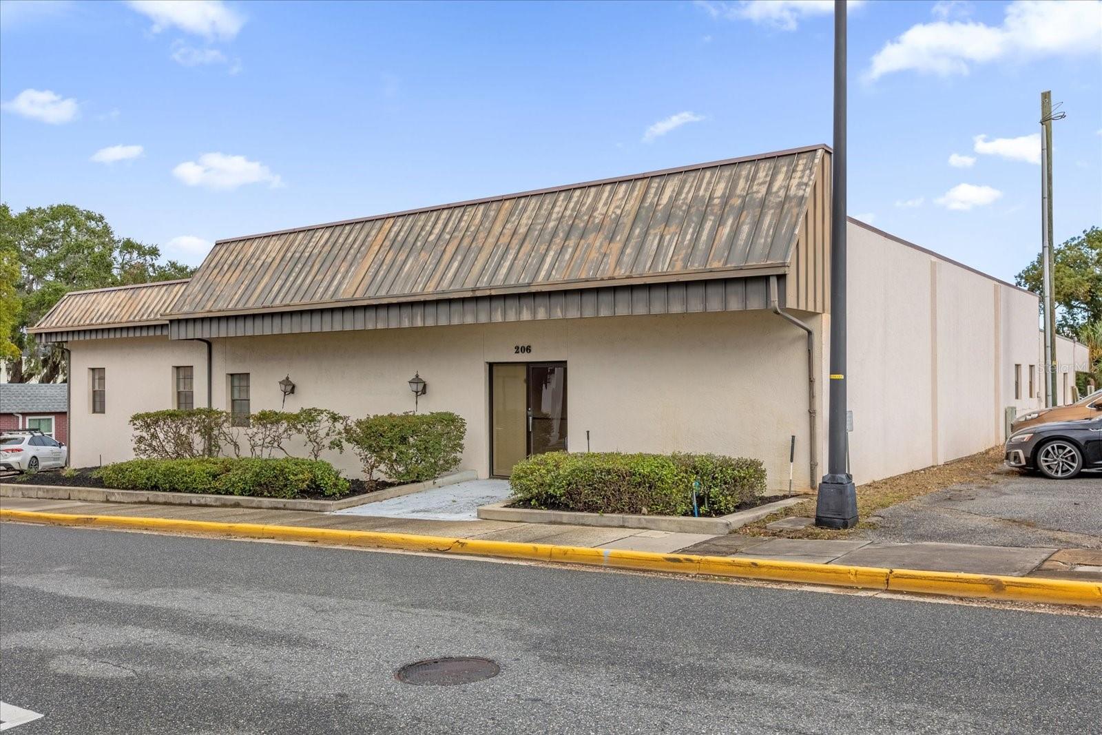 206 N 3RD ST, LEESBURG, FL, 34748