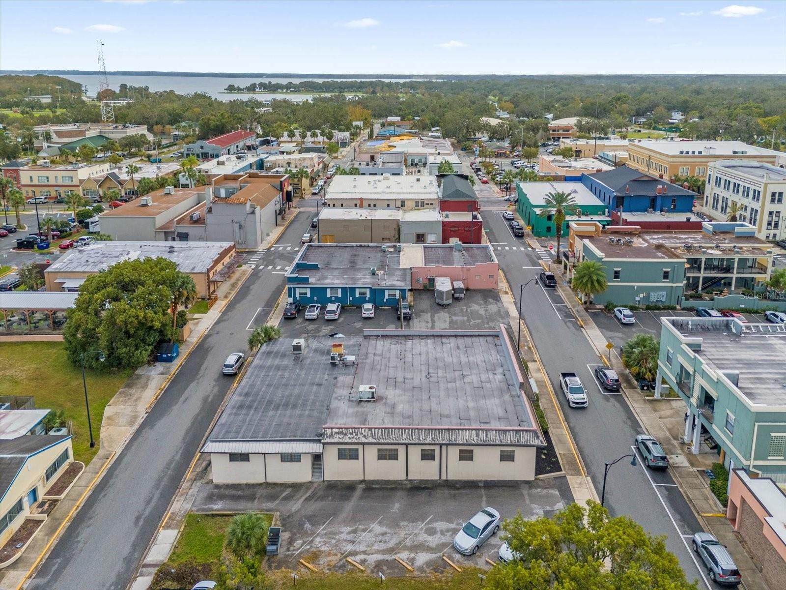 206 N 3RD ST, LEESBURG, FL, 34748