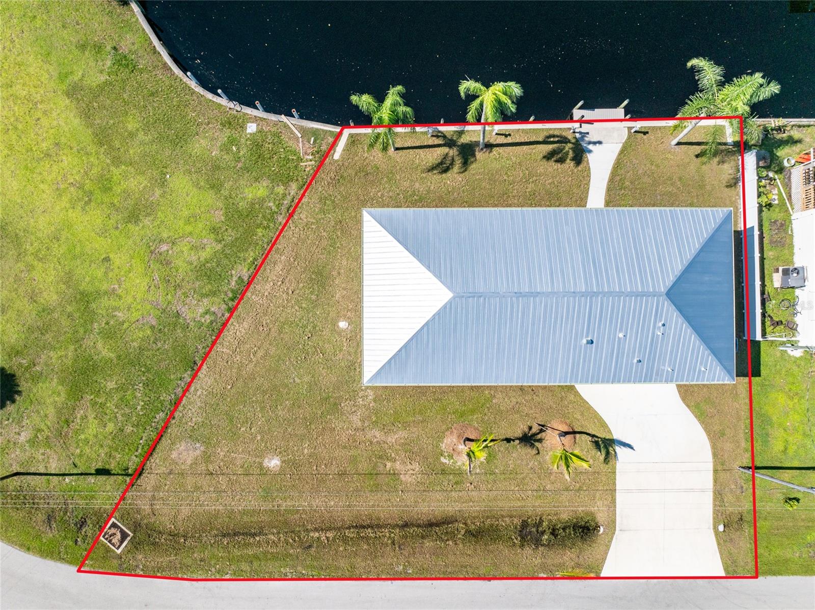 4199 HOLLIS AVE, PORT CHARLOTTE, FL, 33953