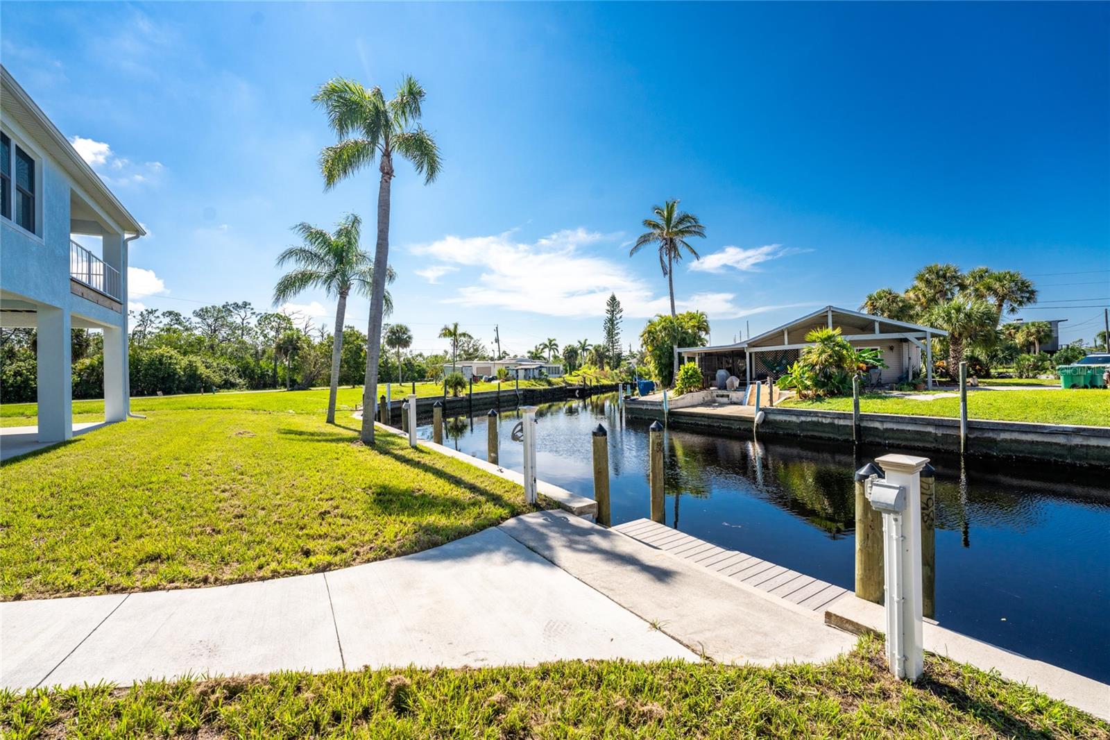 4199 HOLLIS AVE, PORT CHARLOTTE, FL, 33953