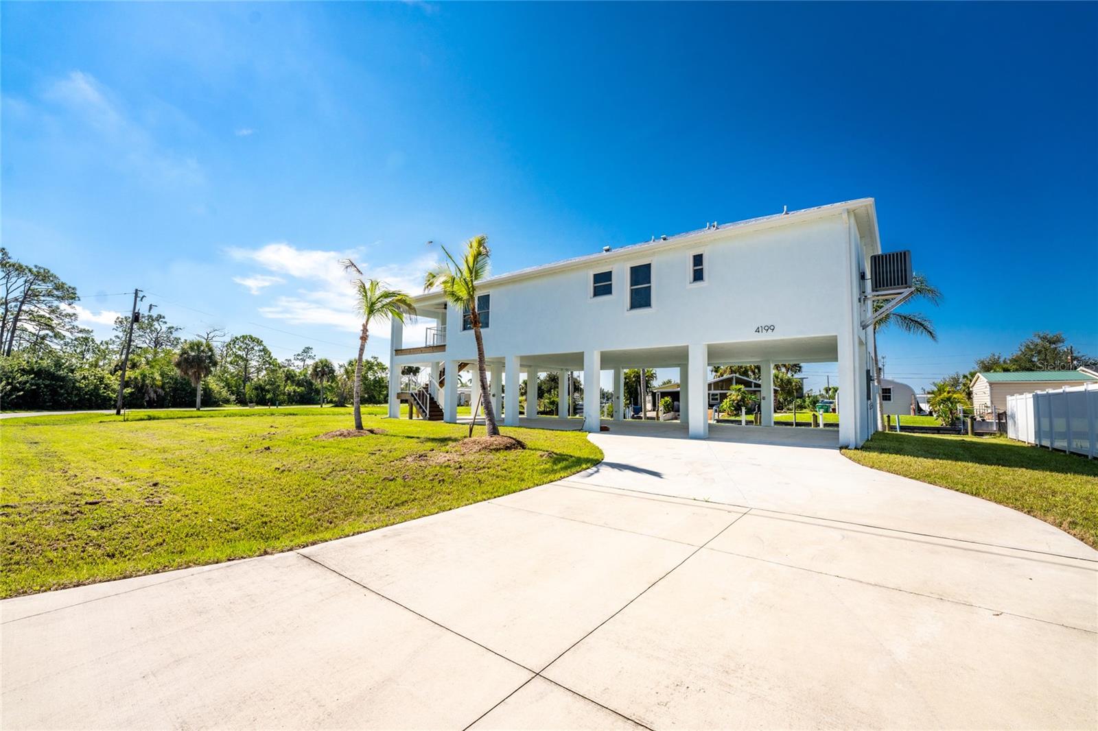 4199 HOLLIS AVE, PORT CHARLOTTE, FL, 33953