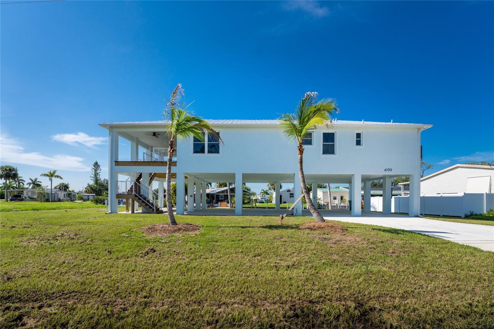 4199 HOLLIS AVE, PORT CHARLOTTE, FL, 33953