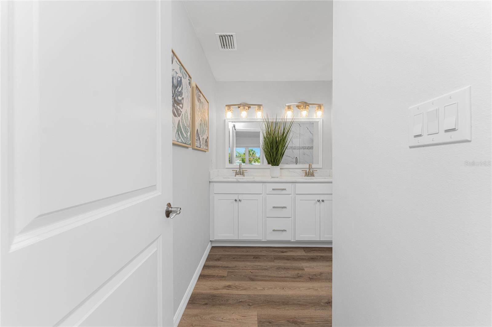 4199 HOLLIS AVE, PORT CHARLOTTE, FL, 33953