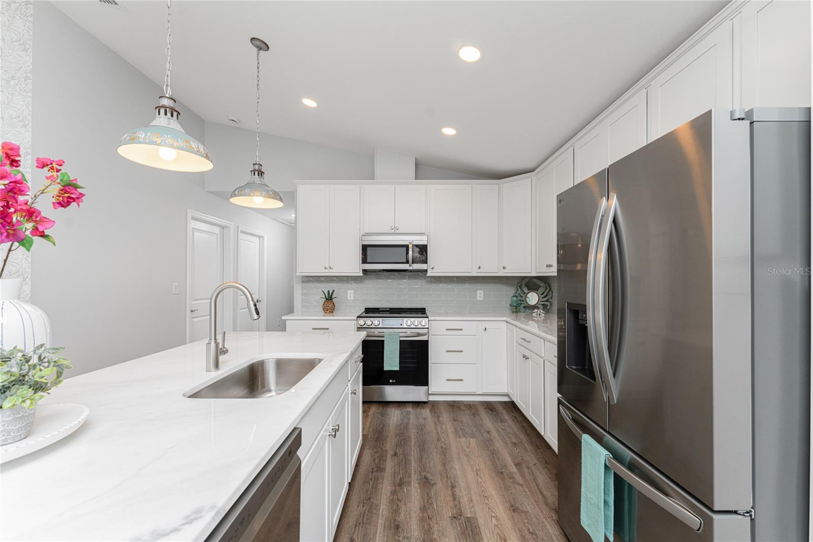 4199 HOLLIS AVE, PORT CHARLOTTE, FL, 33953