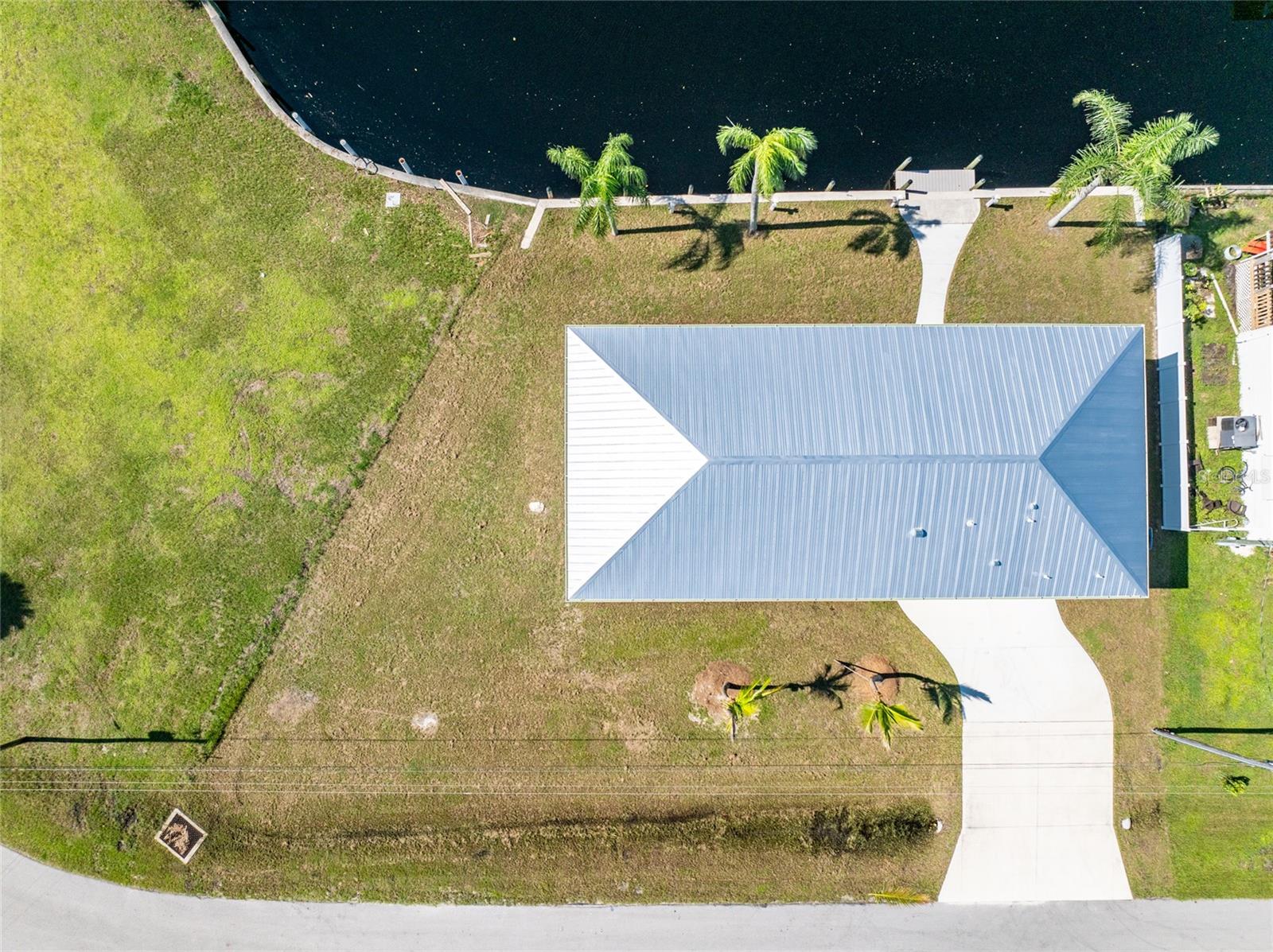 4199 HOLLIS AVE, PORT CHARLOTTE, FL, 33953