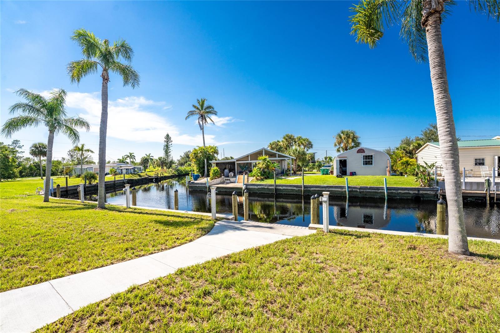 4199 HOLLIS AVE, PORT CHARLOTTE, FL, 33953